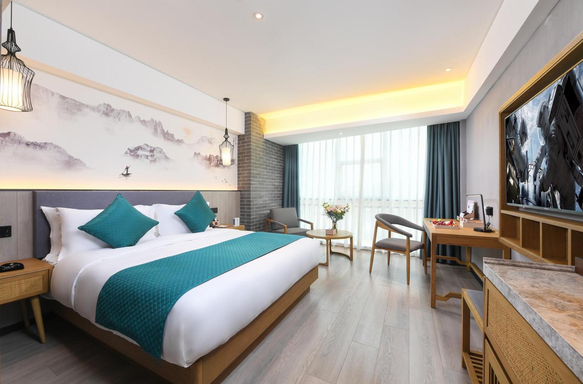 Mehood Lestie International Hotel Nancun Wanbo Metro Station Branch - Free Shuttle Bus To Canton Fair Complex During Canton Fair Period & Free Breakfast & Free Afternoon Tea & Free Midnight Snack & Free Vpn Internet Access Exterior foto