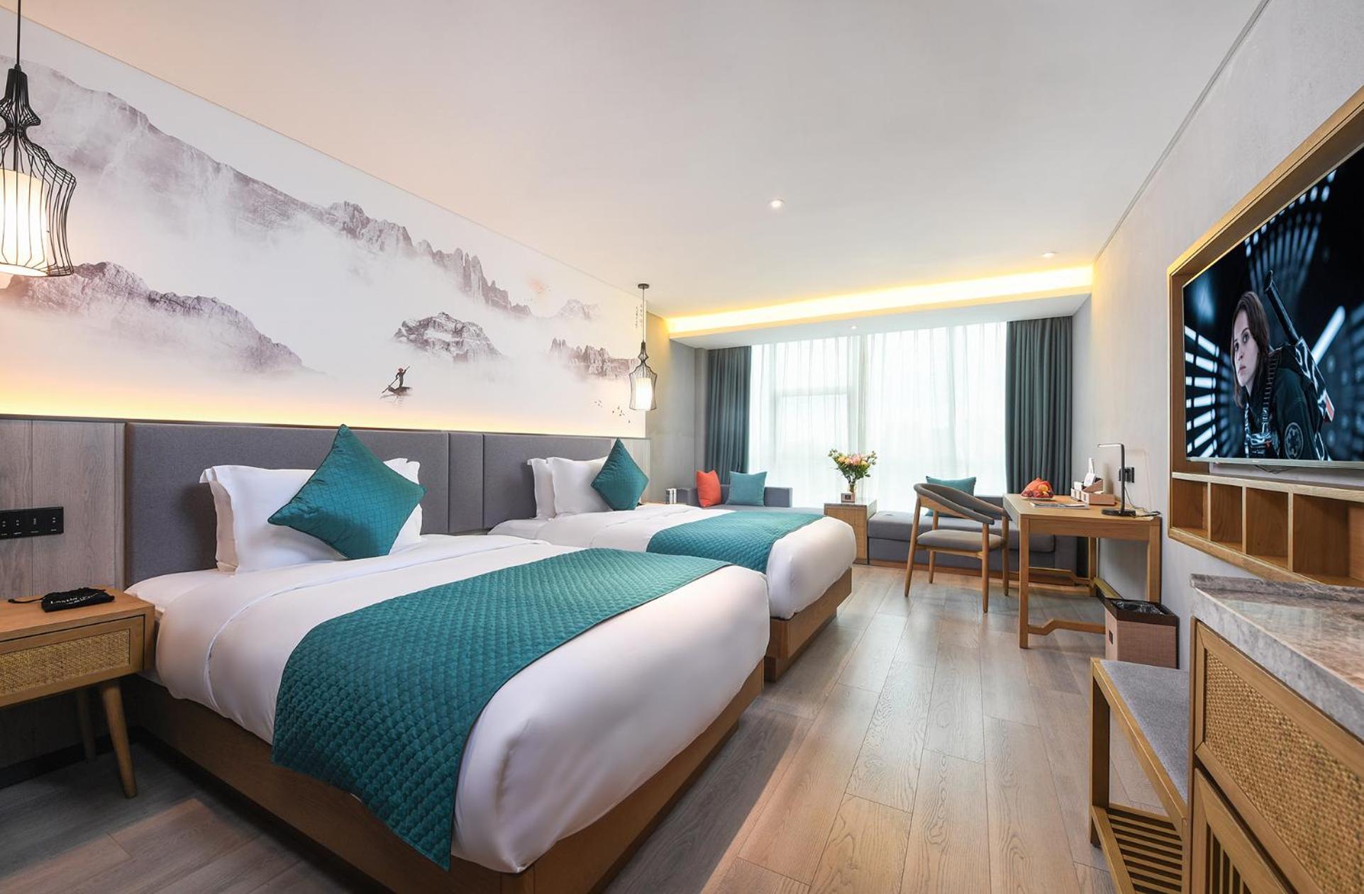 Mehood Lestie International Hotel Nancun Wanbo Metro Station Branch - Free Shuttle Bus To Canton Fair Complex During Canton Fair Period & Free Breakfast & Free Afternoon Tea & Free Midnight Snack & Free Vpn Internet Access Exterior foto