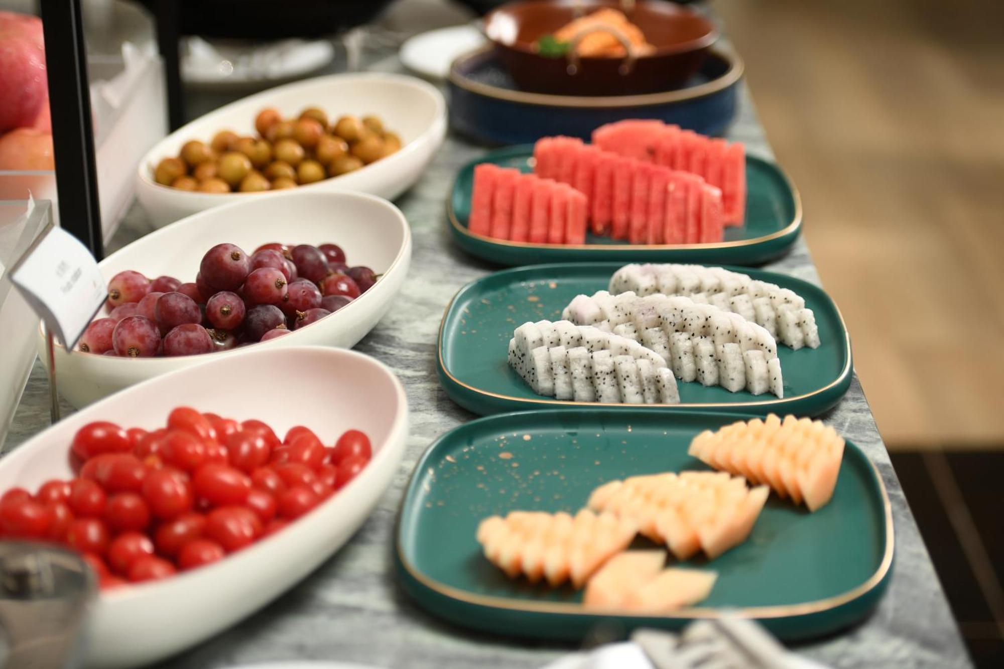 Mehood Lestie International Hotel Nancun Wanbo Metro Station Branch - Free Shuttle Bus To Canton Fair Complex During Canton Fair Period & Free Breakfast & Free Afternoon Tea & Free Midnight Snack & Free Vpn Internet Access Exterior foto